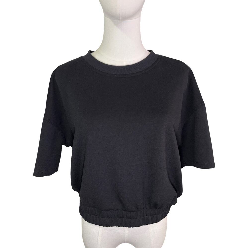 Yogalicious Scuba Lanston Cropped Top Black Size M Short Sleeve Pullover